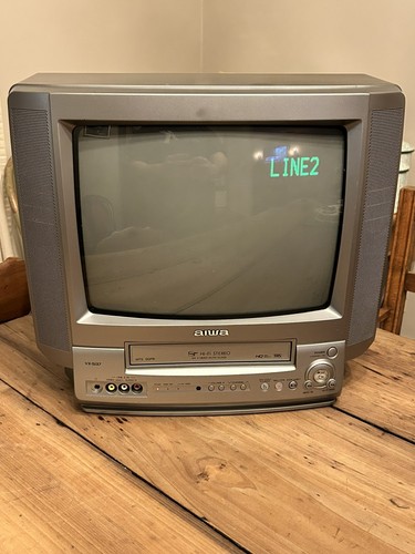 Aiwa vcr combo - 13", vx-s137u